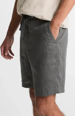 Vince Vince Lightweight Hemp Linen Shorts in Slate — Men Summer grey Shorts