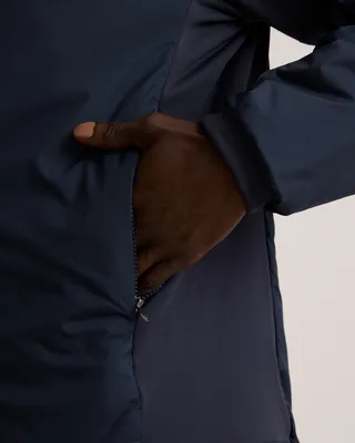 Quince Quince | Men's Hybrid Insulated Lightweight Jacket in Admiral — Men Summer navy Insulated Jackets