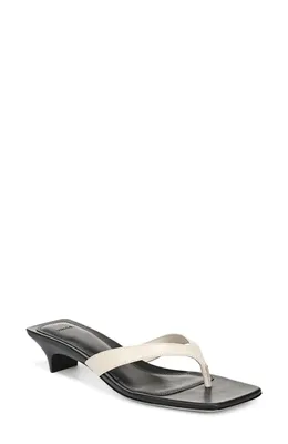 Vince Vince Sanjuan Flip Flop in Moonlight — Women Spring ivory Shoes
