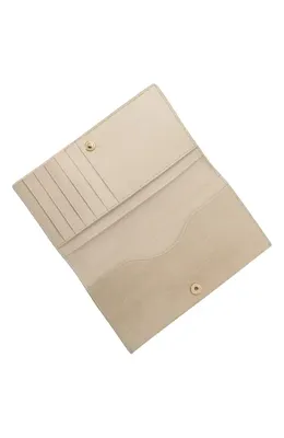 Vince Vince Continental Croc Embossed Nubuck Leather Wallet in Marzipan — Women Spring beige Accessories