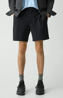 Theory Theory Curtis Slim Fit Internal Drawstring Shorts in Black — Men Winter black Shorts