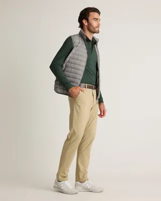 Quince Quince | Men's ProTech Golf Pants in Sand Dune — Men Spring camel Trousers & Chinos