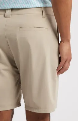 johnnie-O johnnie-O Fusionn Stretch Nylon Chino Shorts in Khaki — Men Autumn beige Shorts