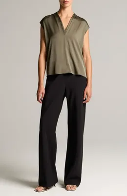 Vince Vince V-Neck Cap Sleeve Top in Pine Grove — Women Autumn grey Tops