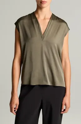 Vince Vince V-Neck Cap Sleeve Top in Pine Grove — Women Autumn grey Tops