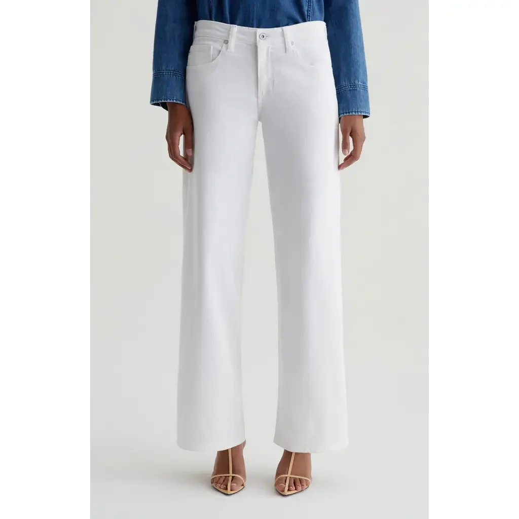 AG AG Adria Low Rise Relaxed Wide Leg Jeans in Gallery White — Women Winter white Pants