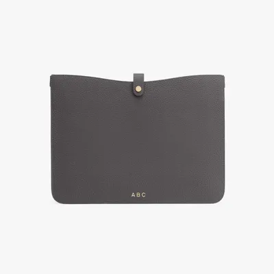 Cuyana System Laptop Sleeve 13-inch in black — Winter black Bags