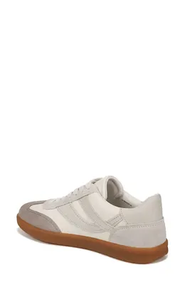 Vince Vince Oasis Sneaker in Milk/horchata — Men Spring ivory Shoes