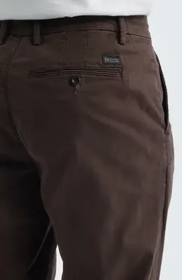 AG AG Archie Relaxed Straight Leg Stretch Sateen Pants in 5 Years Sulfur Oak Barrel — Men Autumn brown Trousers & Chinos