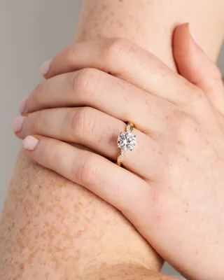Quince Quince Women's Lab Grown Diamond Round Twisted Engagement Ring 2ct in Yellow Gold — Women Spring gold Accessories