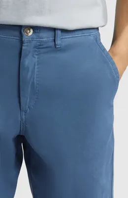 johnnie-O johnnie-O Nassau Chino Shorts in Wake — Men Summer blue Shorts