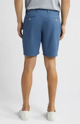 johnnie-O johnnie-O Nassau Chino Shorts in Wake — Men Summer blue Shorts