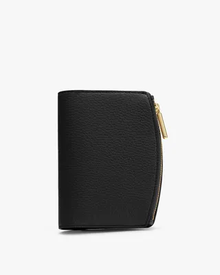 Cuyana Passport Wallet - Black / One Size in black — Winter black Bags