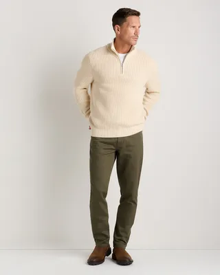 Quince Quince | Men's Comfort Stretch Traveler 5-Pocket Pants Athletic Tapered in Moss Green — Men Autumn green Trousers & Chinos