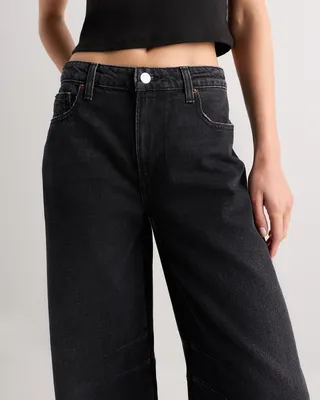 Quince Quince | Women's Maya Rigid Darted Barrel Jeans in Graphite Black — Women Winter black Jeans & Denim