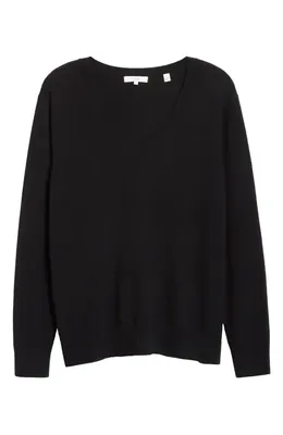 Vince Vince Weekend V-Neck Cashmere Sweater in Black — Women Winter black Sweaters & Knits