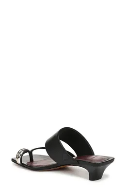 Vince Vince Stacy Toe Loop Sandal in Black — Women Winter black Shoes