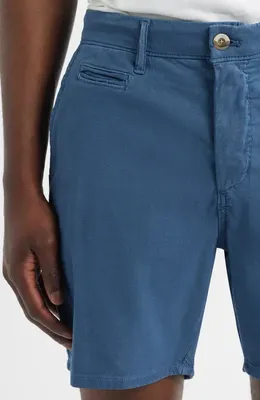 johnnie-O johnnie-O Nassau Chino Shorts in Wake — Men Summer blue Shorts