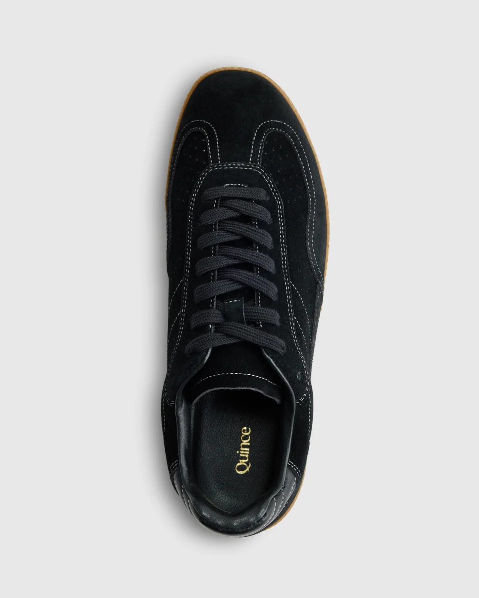 Quince Quince | Women's Italian Suede Gum Sole Sneaker in Black — Women Winter black Accessories