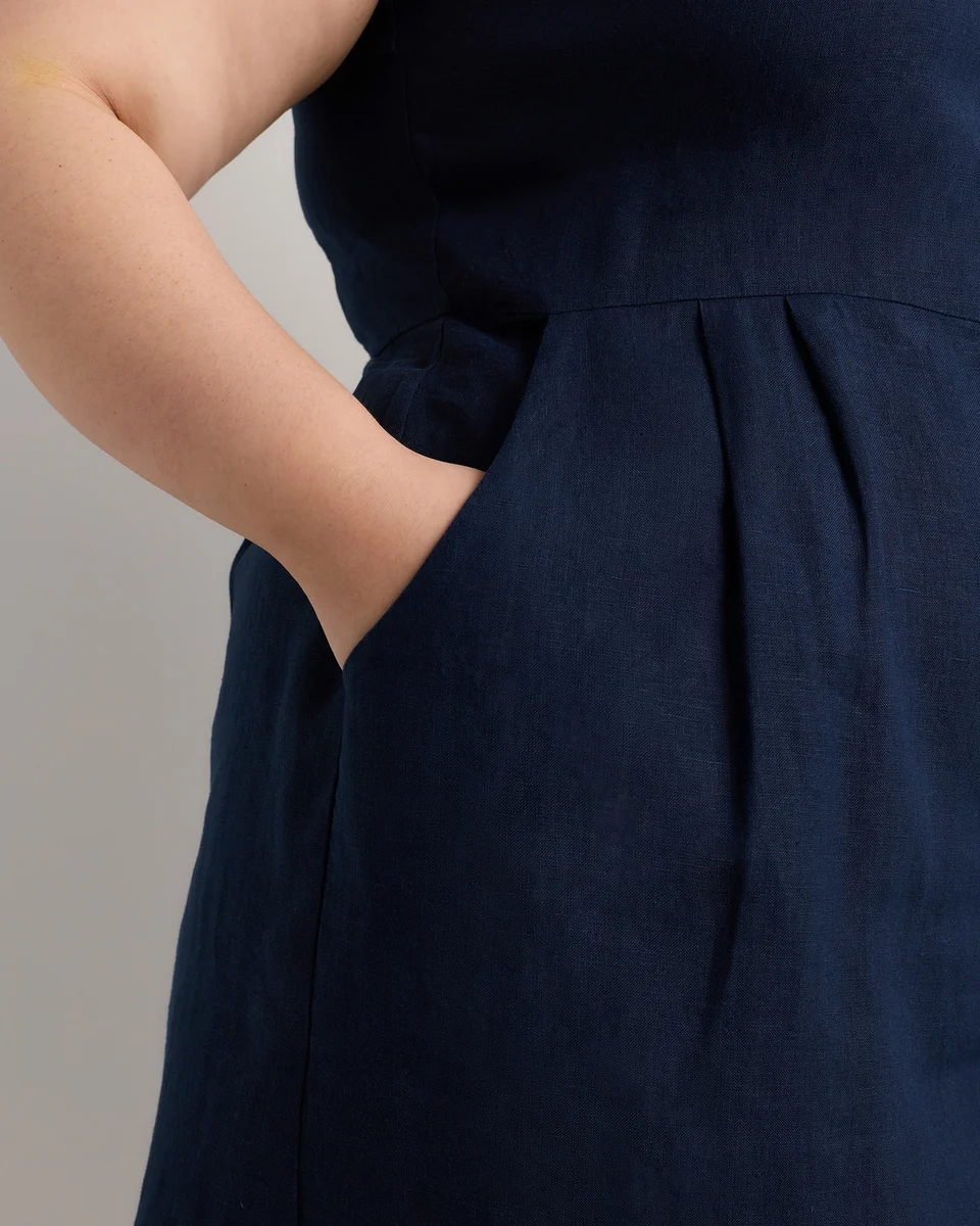 Quince Quince | Women's 100% European Linen Scoop Neck Midi Dress in Deep Navy — Women Winter navy Midi Dresses