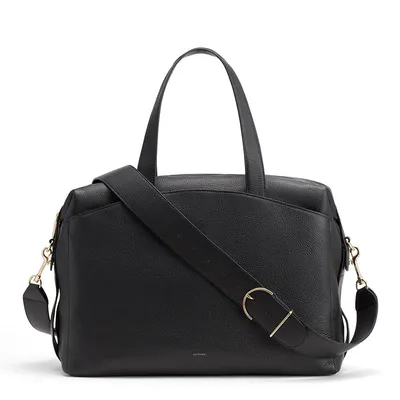 Cuyana Overnight Bag in black — Winter black Hand Bags