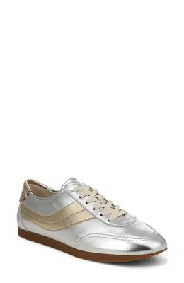 Vince Vince LA Runner Sneaker in Silver — Women Winter white Shoes