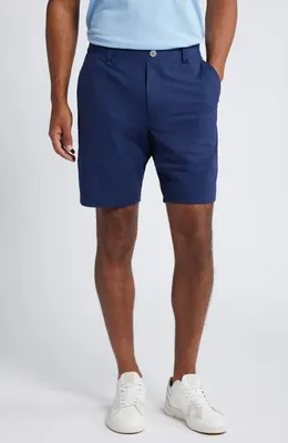 johnnie-O johnnie-O Fusionn Stretch Nylon Chino Shorts in Navy — Men Winter navy Shorts
