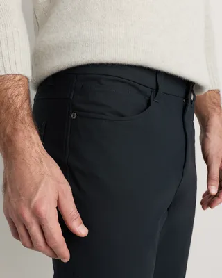 Quince Quince | Men's Everyday 5-Pocket Tech Pants in True Black — Men Winter black Trousers & Chinos