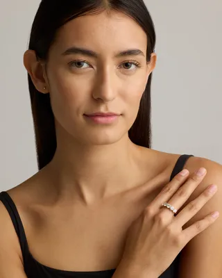 Quince Quince Women's Lab Grown Diamond Five Stone Band Rings in Yellow Gold — Women Spring gold Accessories