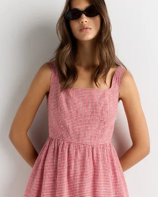 Quince Quince | Women's 100% European Linen Fit & Flare Midi Dress in Red Classic Mini Gingham — Women Spring pink Midi Dresses