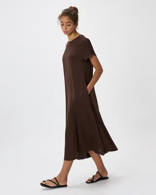 Quince Quince | Women's Washable Stretch Silk Voluminous Maxi Dress in Hot Fudge — Women Autumn chocolate Maxi Dresses