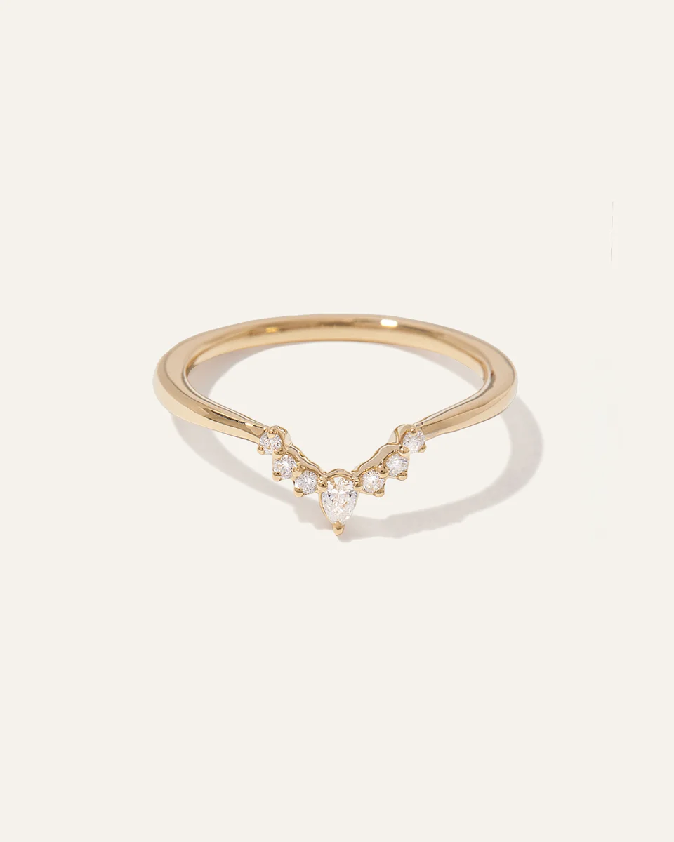 Quince Quince | Women's 14K Gold Natural Diamond Pointed Tiara Band Rings in Yellow Gold — Women Autumn gold Jewelry