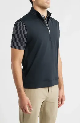 johnnie-O johnnie-O Torque Quarter-Zip Vest in Black — Men Winter Outerwear