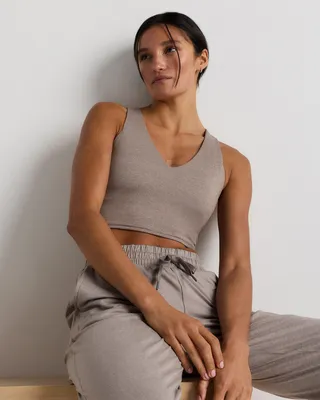 Quince Quince | Women's Ultra-Soft V-Neck Cropped Tank Top in Heather Morel Grey — Women Summer grey Athletic Tops