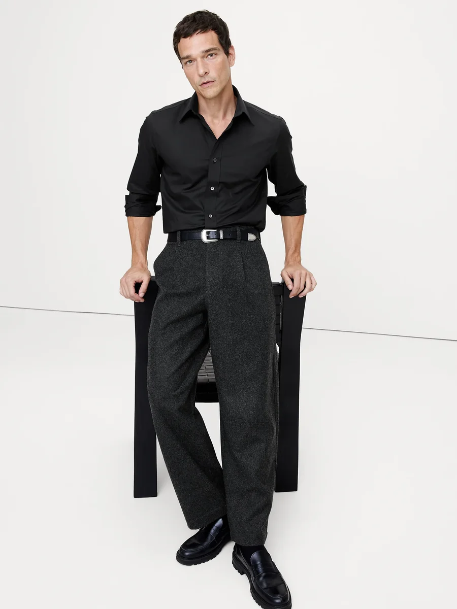 Unknown Slim-Fit Wrinkle-Resistant Dress Shirt in Black — Men Winter black Dress Shirts