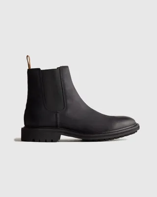 Quince Quince | Men's Rugged Leather Lug Sole Chelsea Boot in Matte Black — Men Winter black Accessories