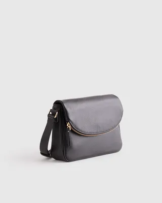 Quince Quince | Women's Italian Leather Foldover Crossbody in Black — Women Winter black Hand Bags