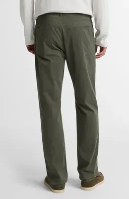 Vince Vince Dylan Lightweight Stretch Sateen Chinos in Sycamore — Men Autumn grey Pants