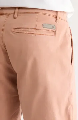AG AG Wanderer 8.5-Inch Stretch Cotton Chino Shorts in Sulfur Faded Salmon — Men Spring pink Shorts