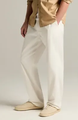 Vince Vince Louie Cotton & Linen Chinos in Blanco — Men Spring ivory Trousers & Chinos