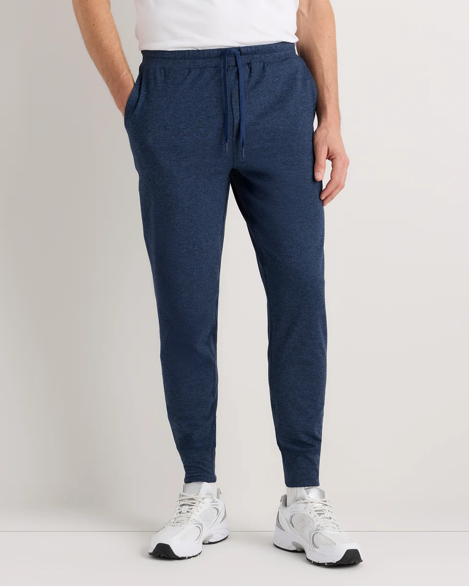 Quince Quince | Men's Flowknit Performance Joggers in Heather Navy — Men Winter purple Athletic Pants