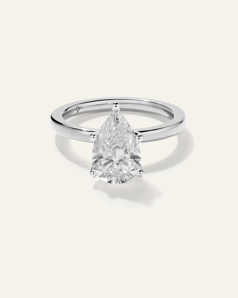 Quince Quince | Women's Lab Grown Diamond Pear Comfort Fit Engagement Ring 2.5ct in White Gold — Women Summer ivory Accessories