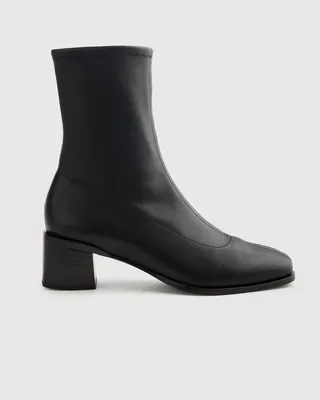 Quince Quince | Women's Italian Leather Stretch Sock Bootie in Black — Women Winter black Accessories