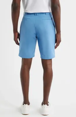 johnnie-O johnnie-O Mulligan Performance Chino Shorts in Monsoon — Men Summer silver Shorts