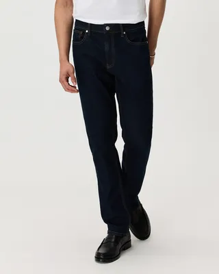 Quince Quince | Men's Warren Stretch Straight Jeans in Clean Rinse — Men Winter navy Jeans & Denim
