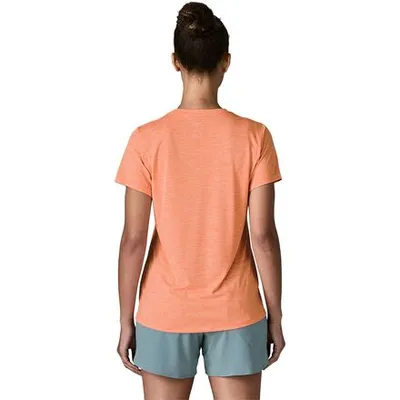 Patagonia Patagonia Capilene Daily Short Sleeve Shirt in Peach Sherbet — Unisex Autumn coral Tops