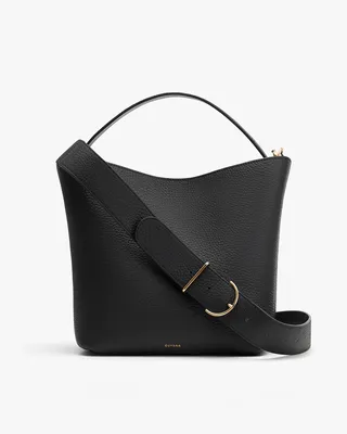 Cuyana Linea Bucket Bag - Cherry / One Size in black — Winter black Hand Bags