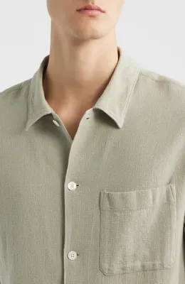 FRAME FRAME Open Weave Short Sleeve Button-Up Shirt in Moss Green — Men Autumn khaki Tops