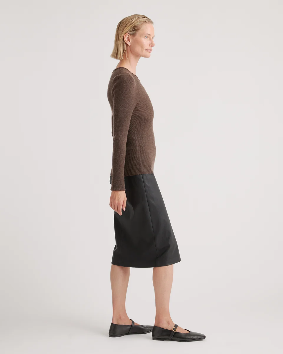 Quince Quince | Women's Featherweight Cashmere Ribbed Crewneck Sweater in Brown — Women Autumn brown Sweaters & Knits