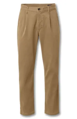 rag & bone rag & bone Evan Trim Fit Pleated Stretch Cotton Chinos in Bark — Men Autumn brown Pants
